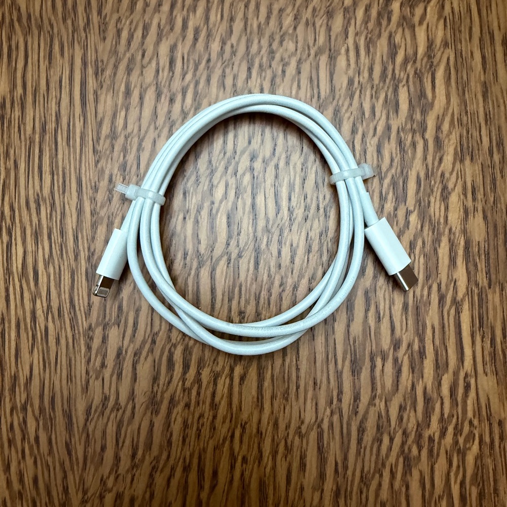 Apple USB-C to Lightning Charging Cable, 1M